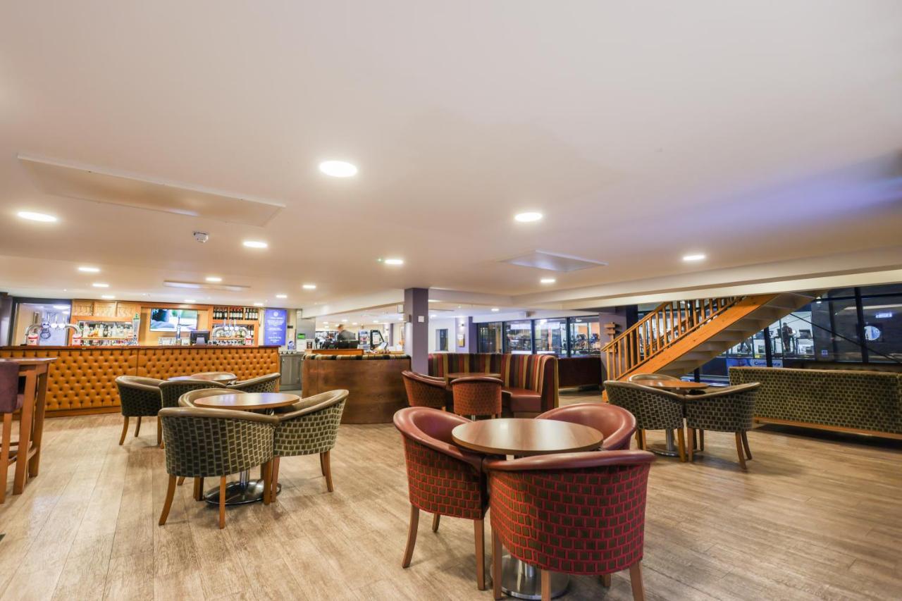 The Waterside Hotel And Leisure Club Manchester Exterior foto