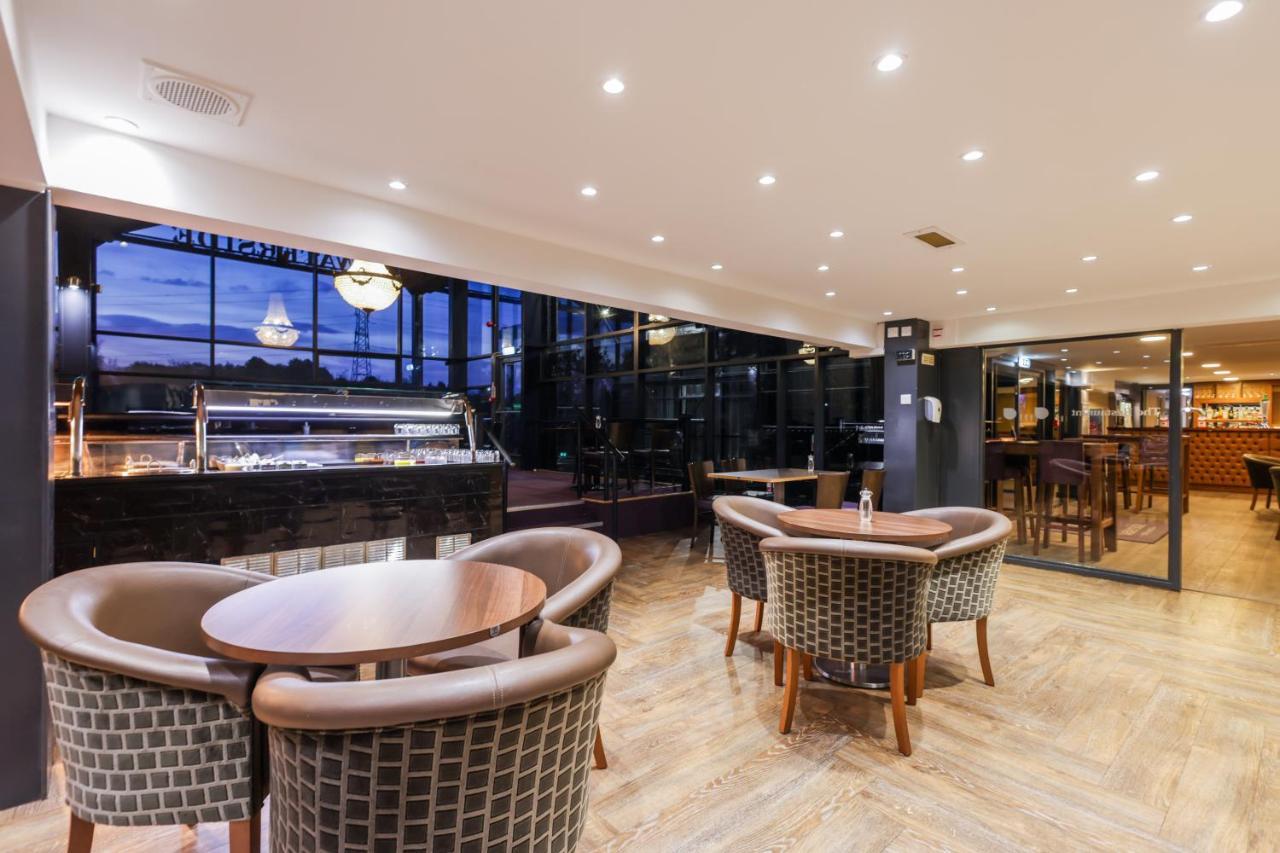 The Waterside Hotel And Leisure Club Manchester Exterior foto