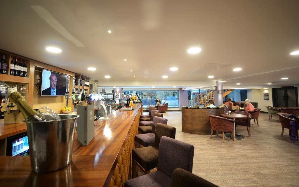 The Waterside Hotel And Leisure Club Manchester Exterior foto